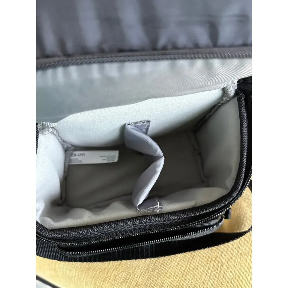 Sony LCS-U11 Compact Camera Shoulder Bag Black Padded